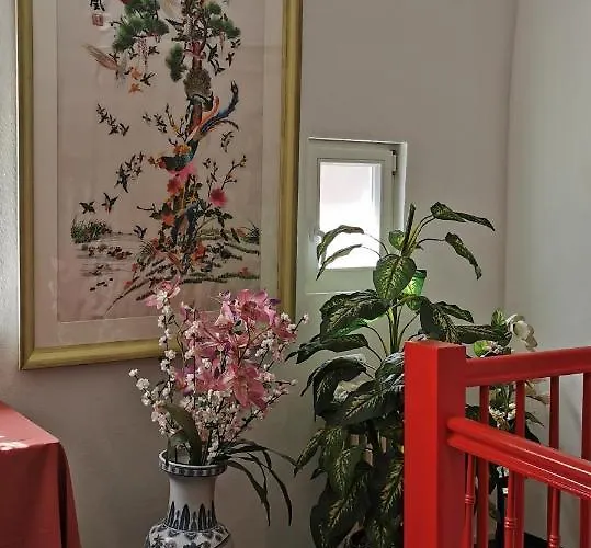 China Restaurant Lotus Otel *