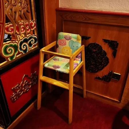China Restaurant Lotus Hotel